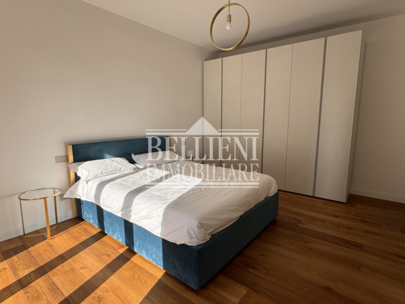 MILANO PORTA VENEZIA - Proponiamo in vendita luminoso e moderno tricamere che rappresenta il conn...