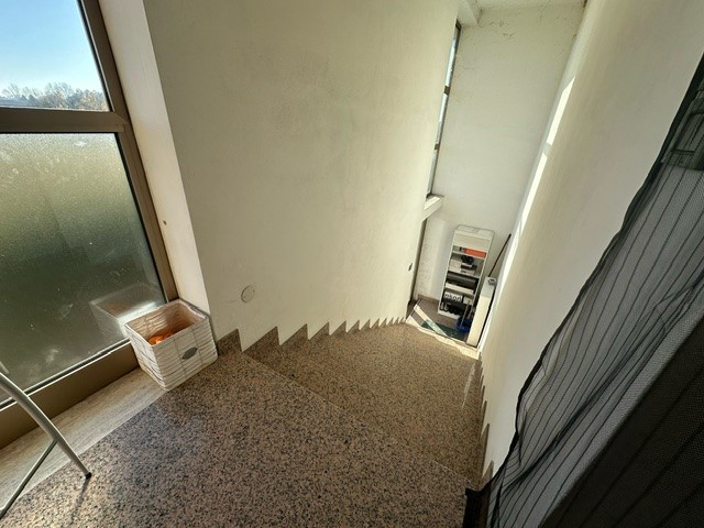 VIGODARZERE: Classe Energetica F - EPgl,nren 275,76 Kwh/mq. anno.
Proponiamo multiproprietà su lo...