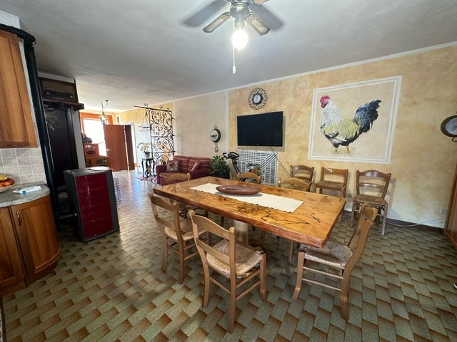 VIGODARZERE: Classe Energetica F - EPgl,nren 275,76 Kwh/mq. anno.
Proponiamo multiproprietà su lo...