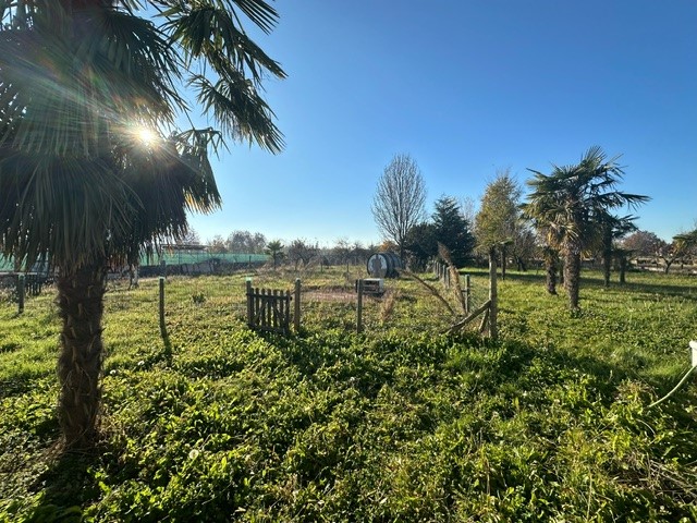 VIGODARZERE: Classe Energetica F - EPgl,nren 275,76 Kwh/mq. anno.
Proponiamo multiproprietà su lo...