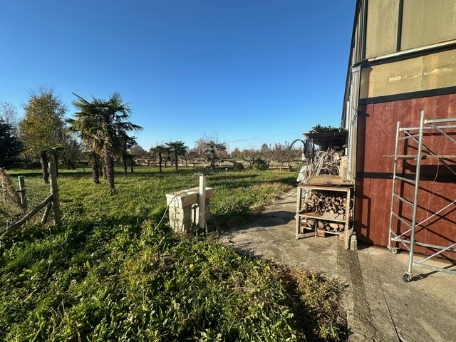 VIGODARZERE: Classe Energetica F - EPgl,nren 275,76 Kwh/mq. anno.
Proponiamo multiproprietà su lo...