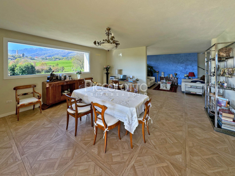 Rif. V5185 - Cavaso del Tomba, villa singola in tranquilla e privilegiata posizione panoramica im...