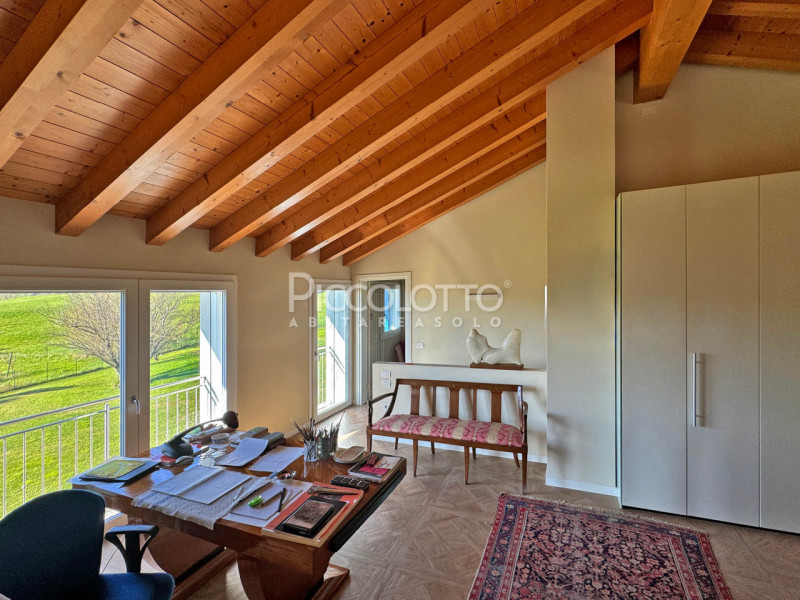 Rif. V5185 - Cavaso del Tomba, villa singola in tranquilla e privilegiata posizione panoramica im...