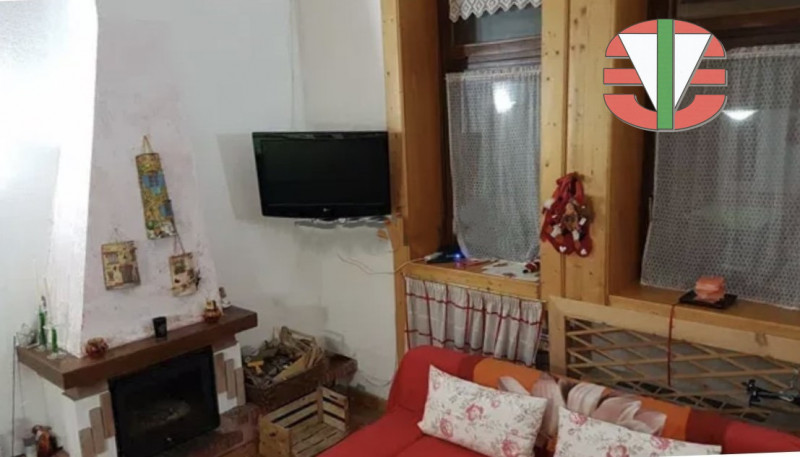 Situato nel centro del comune di Enego, a pochi passi da tutti i servizi e a soli 30 minuti dalla...