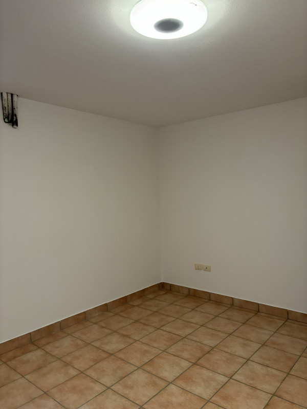 PER INFORMAZIONI TELEFONARE SOLO AL 3 5 1 1 8 7 7 1 8 3
PER INFORMAZIONI TELEFONARE SOLO AL 3 5 1...