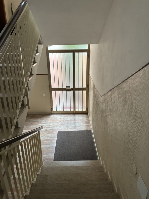 Scoprite questo affascinante appartamento trilocale situato nel cuore di Vittorio Veneto Loc. Vil...