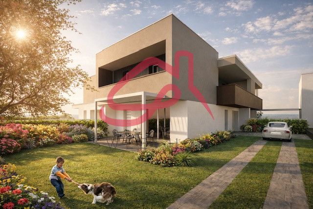 Limena (Centro): in zona centrale, porzione di bifamiliare.
Piano Terra: ingresso, ampio soggiorn...