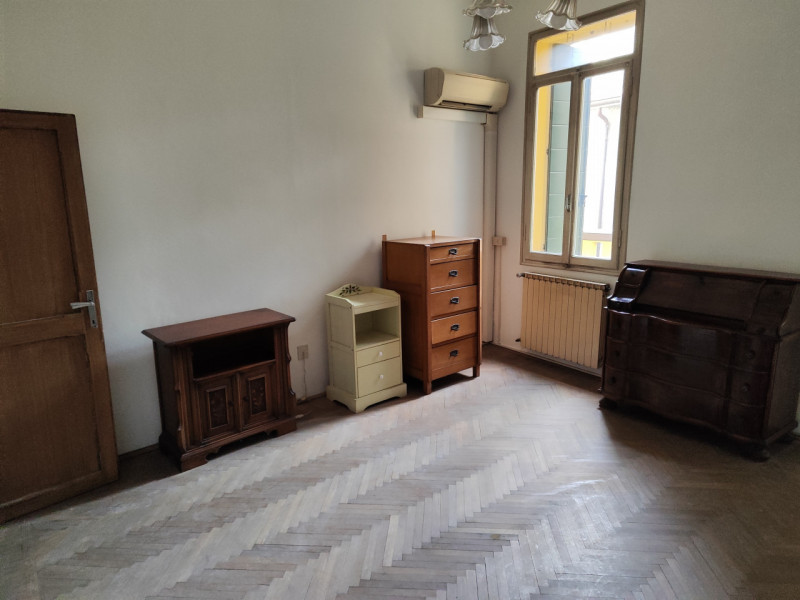 Padova centro storico via san Francesco 

Sognate di vivere in centro, scendere di casa e trovarv...