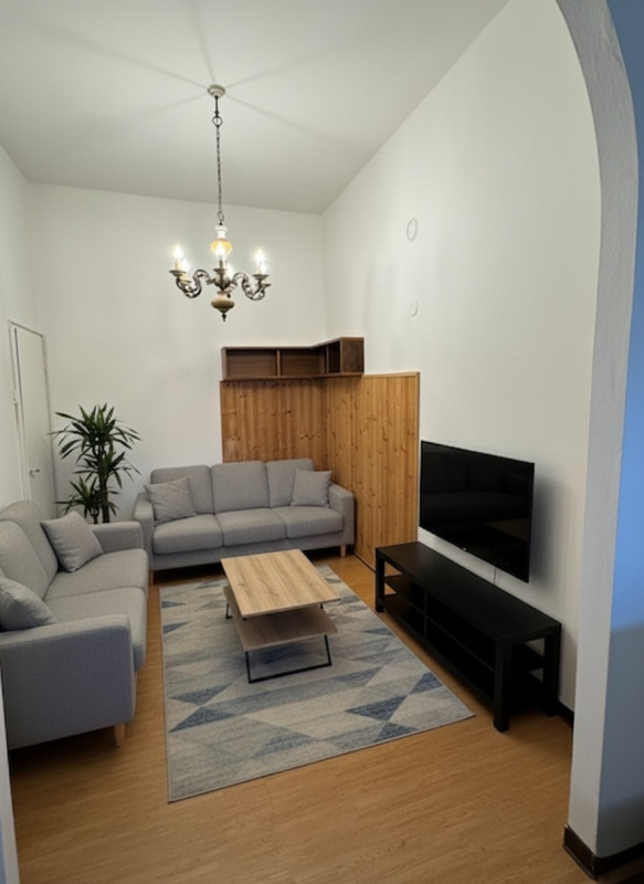 Sei alla ricerca di un appartamento in un contesto speciale nel cuore della città?

A due passi d...