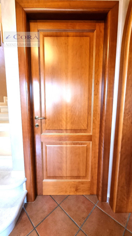 Feriole Selvazzano Dentro, Proponiamo casa singola con ampi spazi abitativi ideali per una famigl...