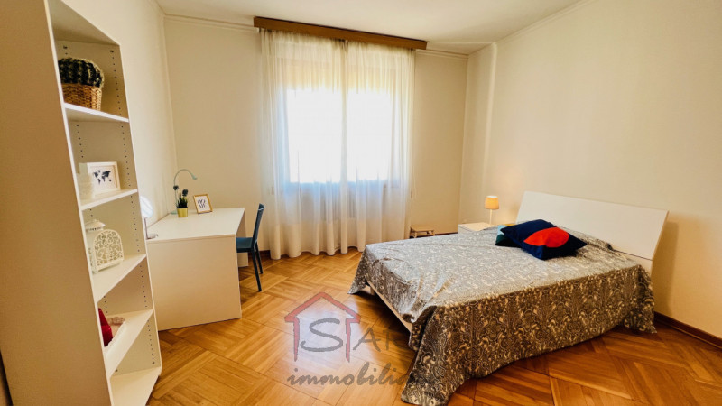 INVESTIMENTO: APPARTAMENTO 273 mq CANTINA e GARAGE Corso Milano, Padova - https://images.gestionaleimmobiliare.it/foto/annunci/241203/4276005/800x800/034__033__img_5627_wmk_0.jpg 