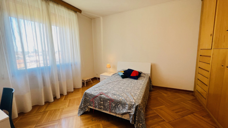 INVESTIMENTO: APPARTAMENTO 273 mq CANTINA e GARAGE Corso Milano, Padova - https://images.gestionaleimmobiliare.it/foto/annunci/241203/4276005/800x800/035__034__img_5628_wmk_0.jpg 
