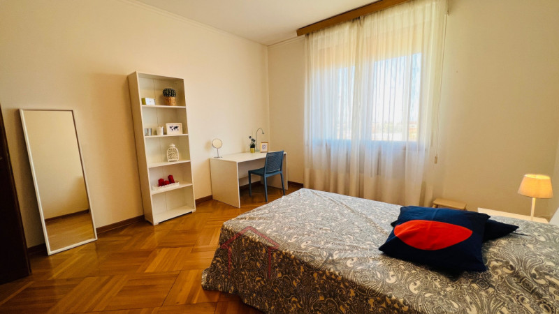 INVESTIMENTO: APPARTAMENTO 273 mq CANTINA e GARAGE Corso Milano, Padova - https://images.gestionaleimmobiliare.it/foto/annunci/241203/4276005/800x800/037__036__img_5630_wmk_0.jpg 