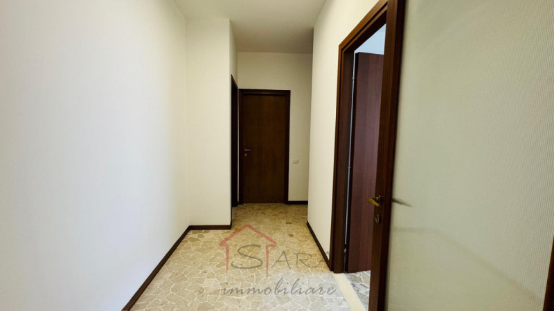 PADOVA - LARGO EUROPA
APPARTAMENTO 200 MQ PER INVESTIMENTO - GIA' LOCATO A STUDENTI CON CONTRATTO...