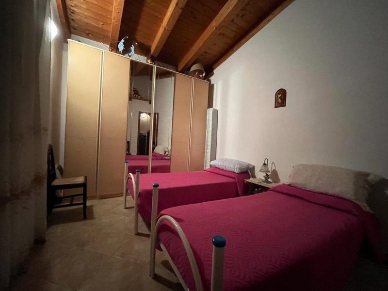 Stanco del caos cittadino? È il momento di riscoprire il valore del tempo e la bellezza di una vi...