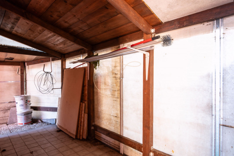 Se desideri avere una zona giorno di 50mq, questo immobile è perfetto per te.

La casa gode di tr...