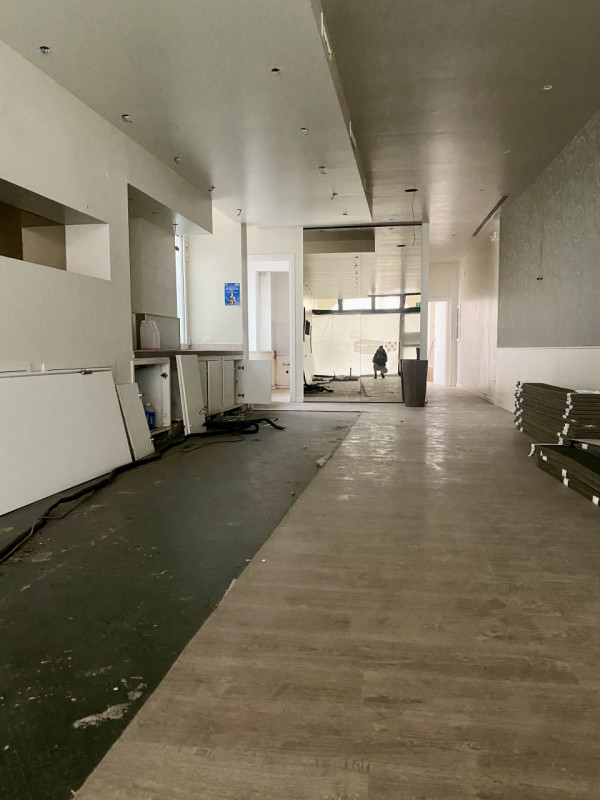 All'interno della antiche mura cittadine proponiamo in locazione un locale commerciale di 90 mq.
...