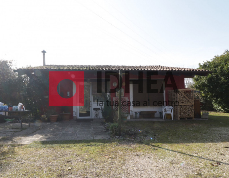 VILLORBA - LANCENIGO

"""RIFERIMENTO APV15"""

L'agenzia immobiliare Idhea di Villorba ha il piac...