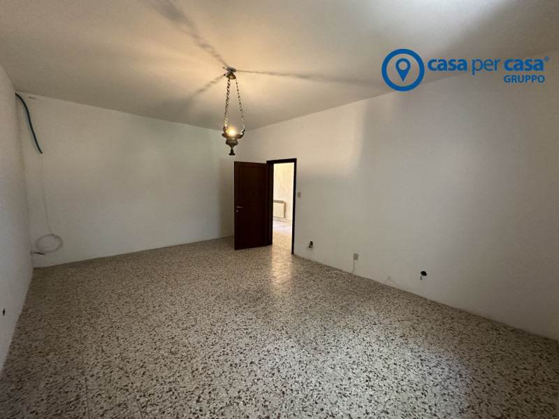 APPROVATO GRUPPO CASA PER CASA: VALUTATO, CONTROLLATO, GESTITO IN ESCLUSIVA

ZONA: Immersa nel ve...