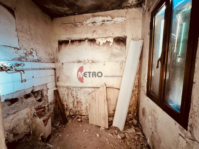 Affascinante Casa Storica da Ristrutturare ai Campassi di Valdagno

 Località Campassi di Valdagn...