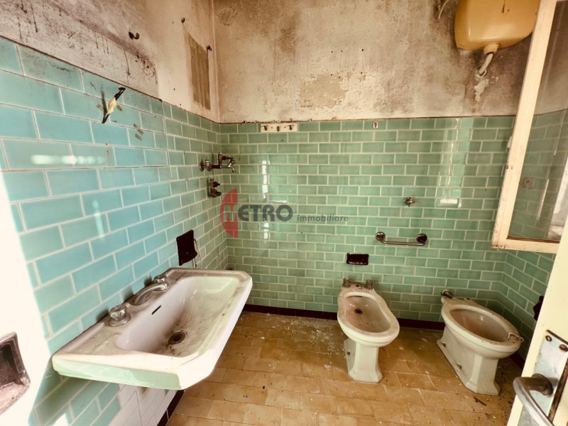 Affascinante Casa Storica da Ristrutturare ai Campassi di Valdagno

 Località Campassi di Valdagn...