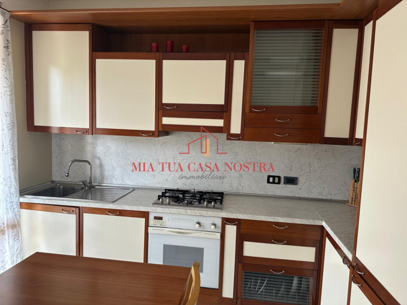 VILLATORA DI SAONARA: Appartamento per studenti, completamente arredato, si compone di ingresso, ...