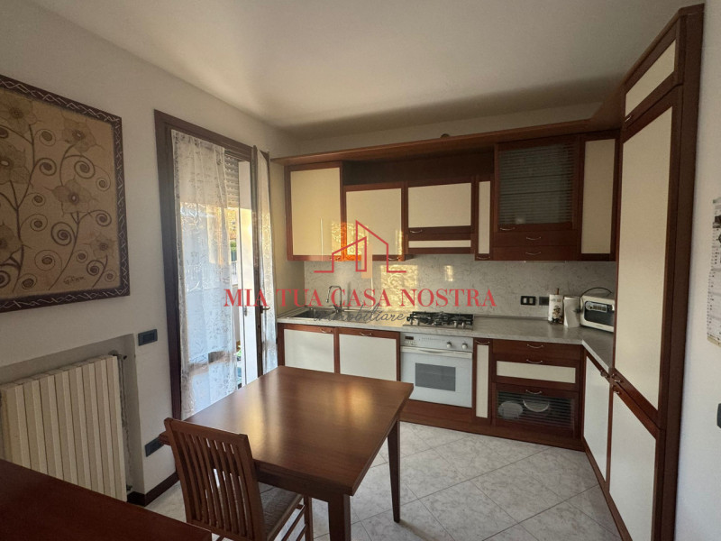 VILLATORA DI SAONARA: Appartamento per studenti, completamente arredato, si compone di ingresso, ...