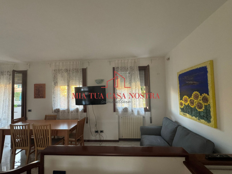 VILLATORA DI SAONARA: Appartamento per studenti, completamente arredato, si compone di ingresso, ...