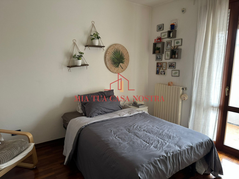 VILLATORA DI SAONARA: Appartamento per studenti, completamente arredato, si compone di ingresso, ...