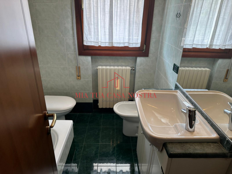 VILLATORA DI SAONARA: Appartamento per studenti, completamente arredato, si compone di ingresso, ...