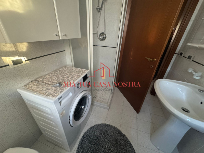 VILLATORA DI SAONARA: Appartamento per studenti, completamente arredato, si compone di ingresso, ...