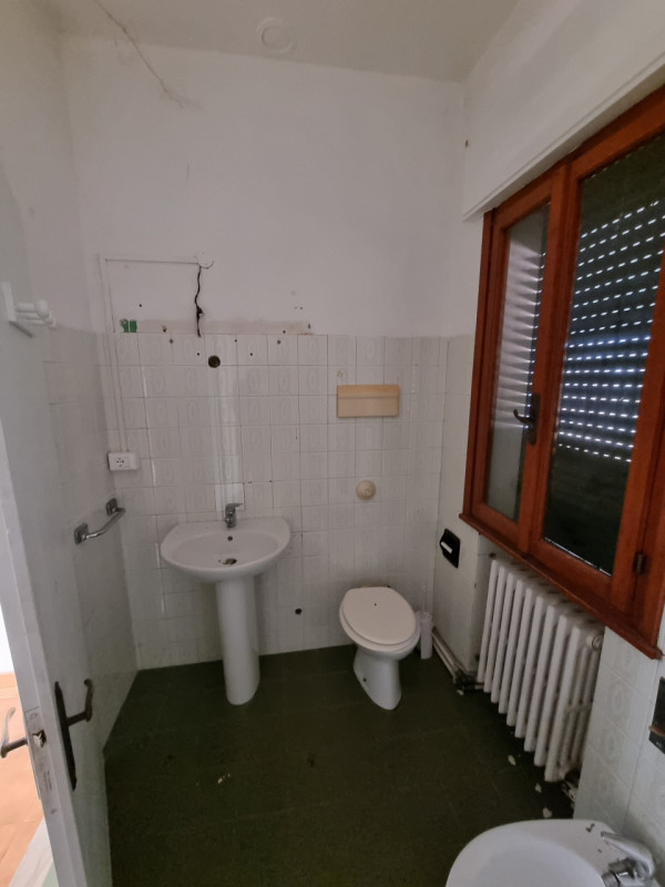 Boccon di Vo' (PD), in posizione panoramica ed esposto a Sud-Ovest proponiamo in Vendita un Compl...