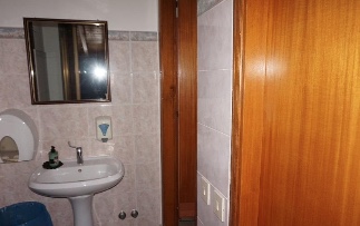 VALLI DEL PASUBIO (VI) VIA GISBENTI 10 - Piena proprietà di compendio formato da unità immobiliar...