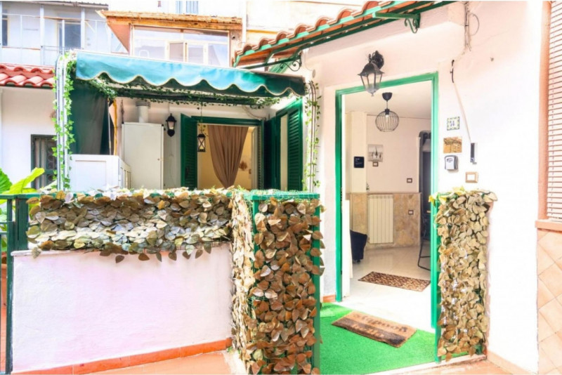 Napoli Affitto Appartamento bilocale