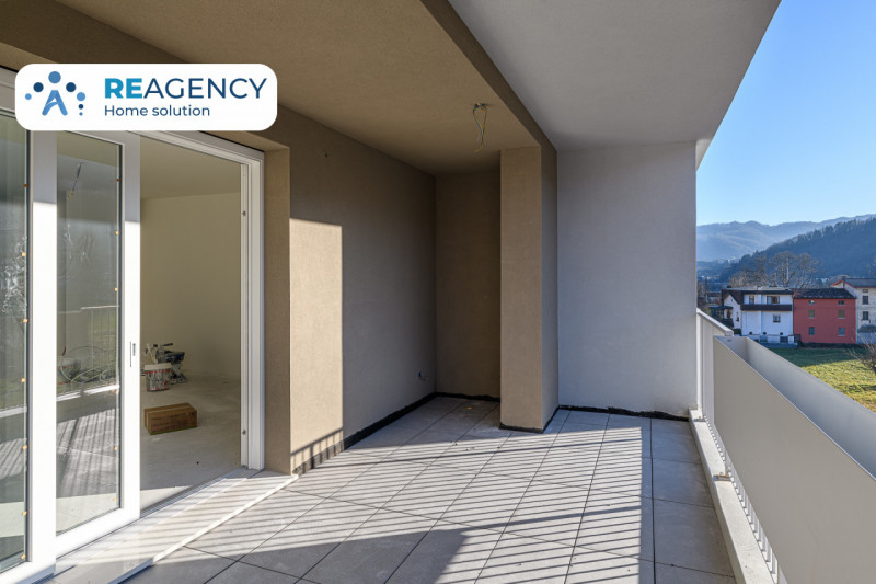 NUOVO TRICAMERE AL PRIMO PIANO CON TERRAZZO ABITABILE e GARAGE DOPPIO