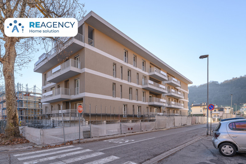 NUOVO TRICAMERE AL PRIMO PIANO CON TERRAZZO ABITABILE e GARAGE DOPPIO