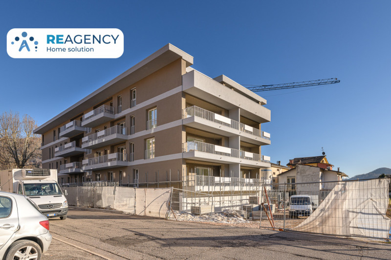 NUOVO TRICAMERE AL PRIMO PIANO CON TERRAZZO ABITABILE e GARAGE DOPPIO