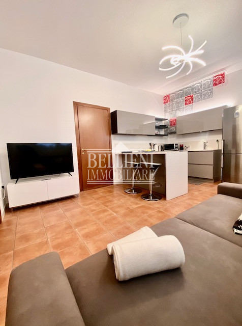 BORGO BERGA: A pochi passi dal centro storico ai piedi di Monte Berico proponiamo comodo trilocal...