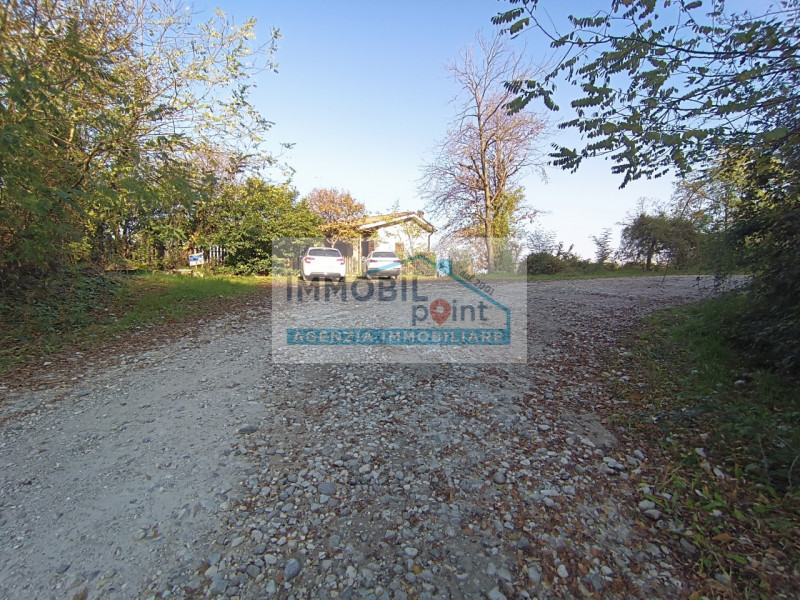 Nelle vicinanze di Torreglia, incastonata nella splendida cornice del Monte Lonzina, vi proponiam...