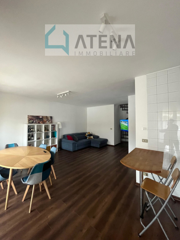 rif. 25670

PADOVA- MONTA'

*LEGGERE TUTTO L'ANNUNCIO*

Si affitta a studente/studentessa o giova...