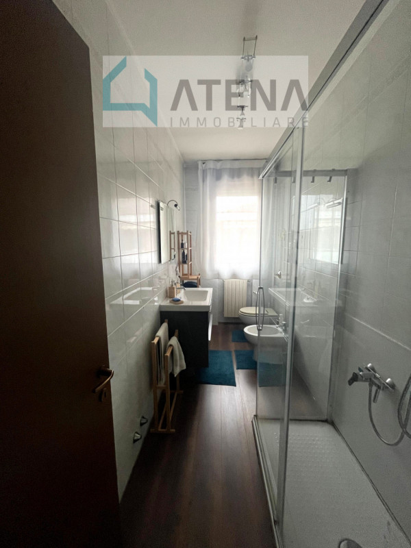 rif. 25670

PADOVA- MONTA'

*LEGGERE TUTTO L'ANNUNCIO*

Si affitta a studente/studentessa o giova...