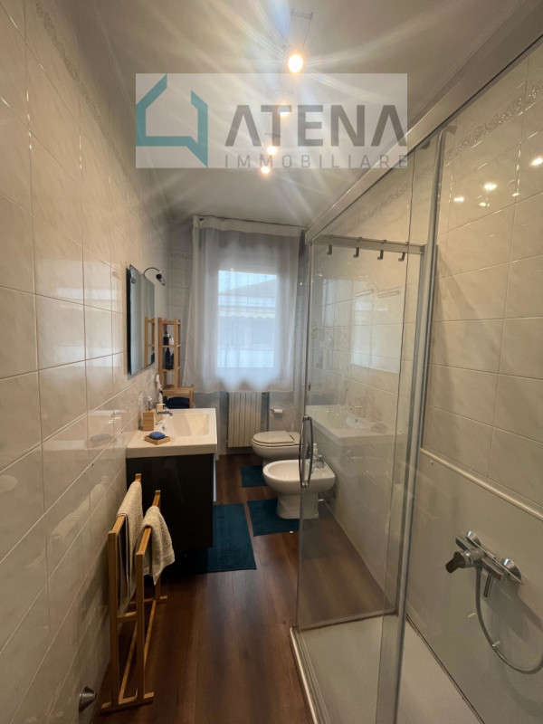 rif. 25670

PADOVA- MONTA'

*LEGGERE TUTTO L'ANNUNCIO*

Si affitta a studente/studentessa o giova...