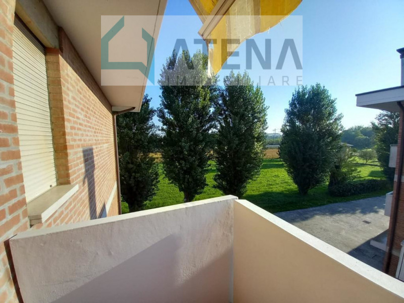 rif. 25670

PADOVA- MONTA'

*LEGGERE TUTTO L'ANNUNCIO*

Si affitta a studente/studentessa o giova...