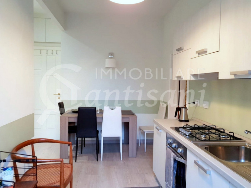 Firenze Affitto Appartamento trilocale