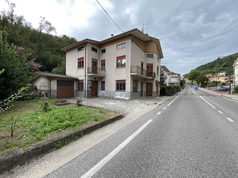 Se stai cercando un’ampia casa singola con giardino privato a Valle di Castelgomberto noi abbiamo...