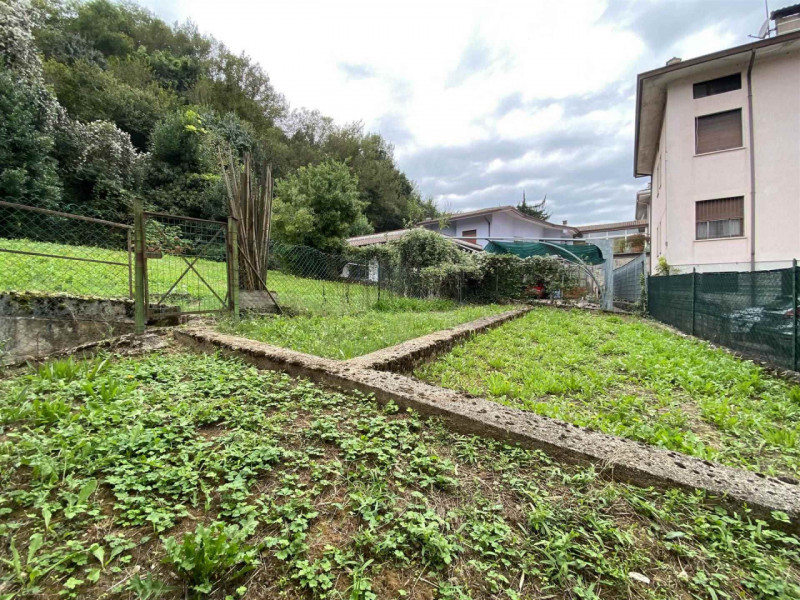 Se stai cercando un’ampia casa singola con giardino privato a Valle di Castelgomberto noi abbiamo...