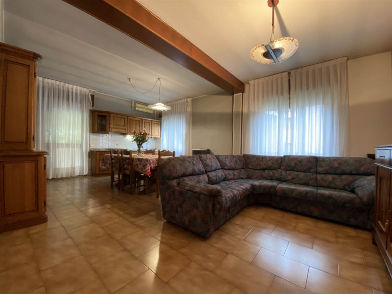 Se stai cercando un’ampia casa singola con giardino privato a Valle di Castelgomberto noi abbiamo...