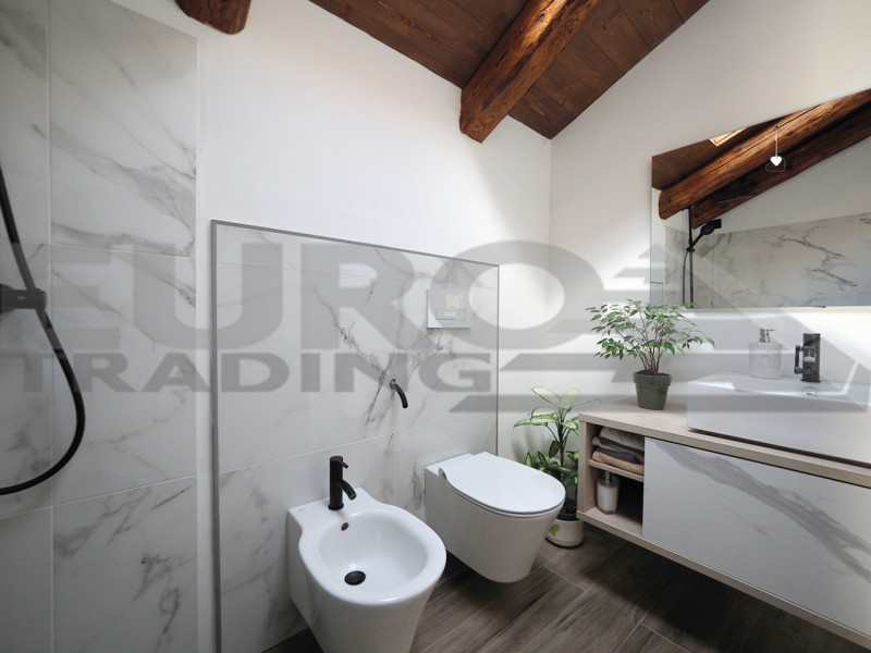 Proponiamo in vendita porzione di casa indipendente del 1800, completamente restaturata seguendo ...