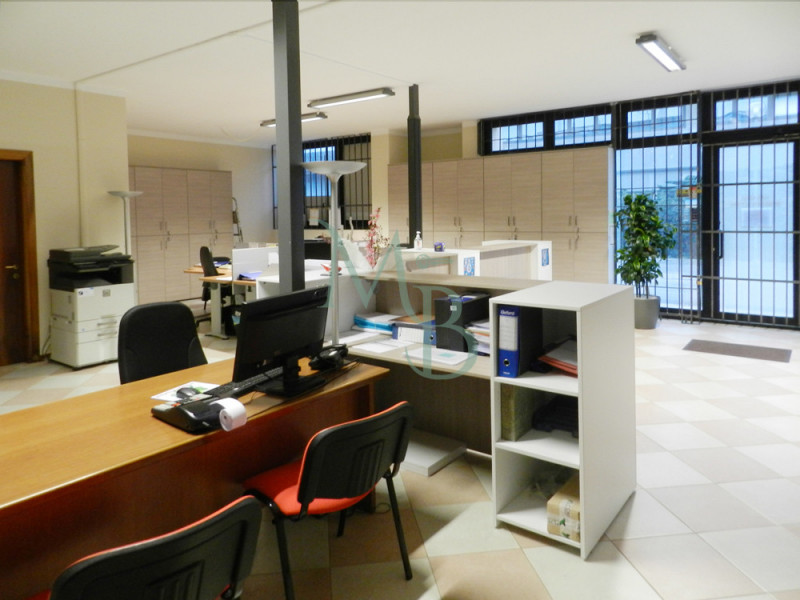 PIANIGA località MELLAREDO: Immobiliare MB propone in vendita in esclusiva, fronte strada a Mella...