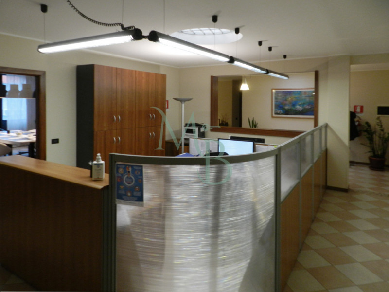 PIANIGA località MELLAREDO: Immobiliare MB propone in vendita in esclusiva, fronte strada a Mella...